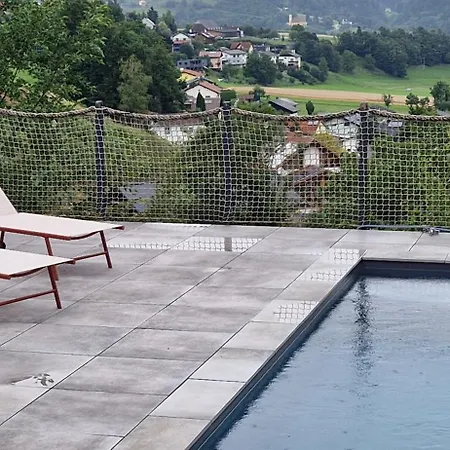 Pool And Relax بروك أن دير مور