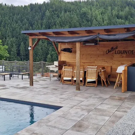 Pool And Relax *