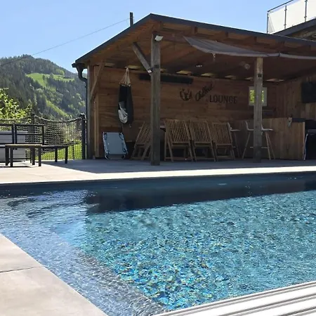 Pool And Relax * Bruck an der Mur