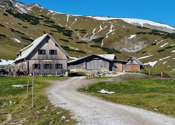 Pool And Relax بيت للعطل